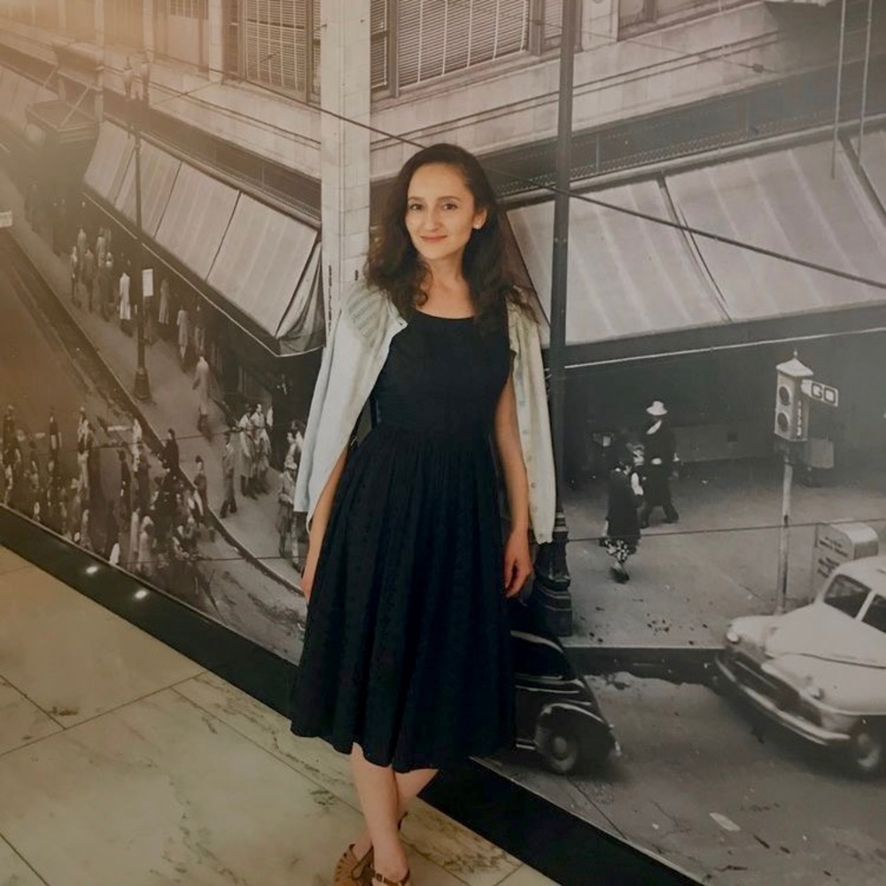 Meet your Posher, Yesenia